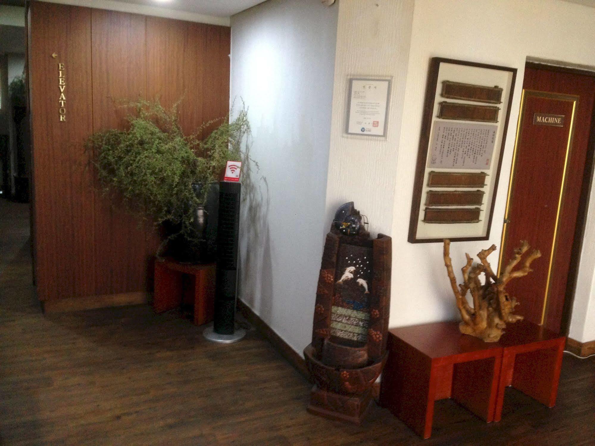 Daegu Goodstay Herotel Zewnętrze zdjęcie