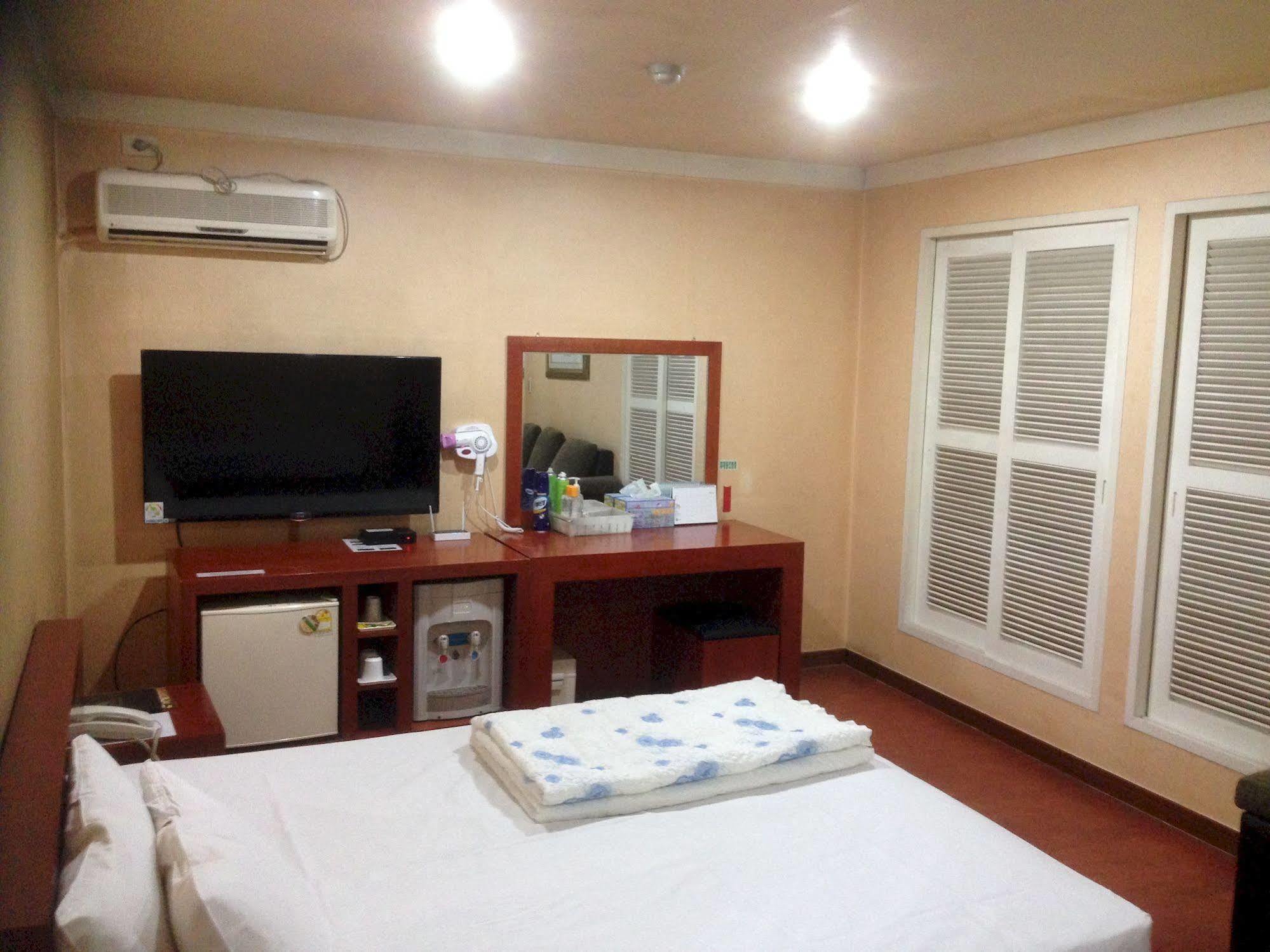 Daegu Goodstay Herotel Zewnętrze zdjęcie