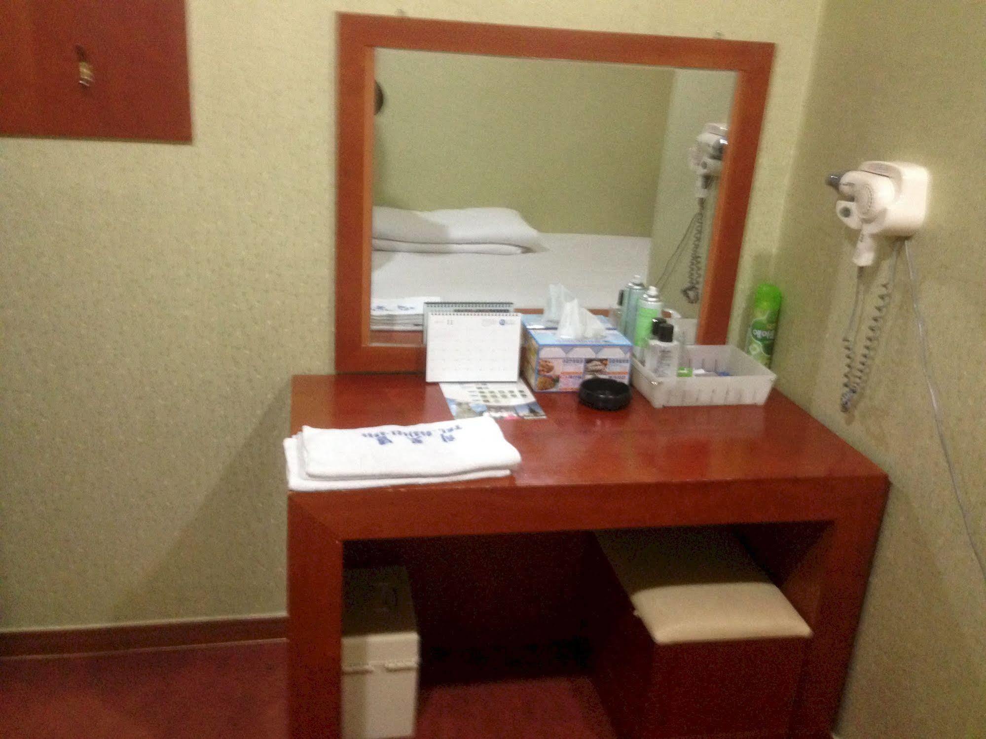 Daegu Goodstay Herotel Zewnętrze zdjęcie